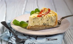 Placinta fara coacere  Sursa foto shutterstock 1673727172 jpg