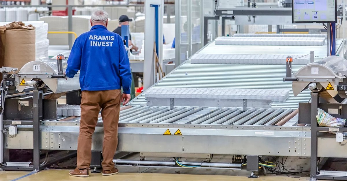 Salarii tăiate și un conflict uriaș la Aramis Invest