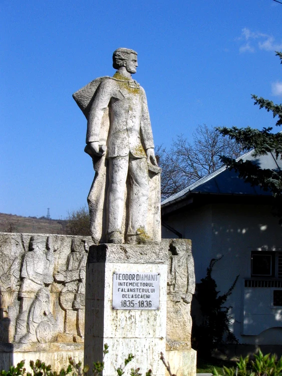 Statuia lui Teodor Diamant de la Boldești FOTO wikipedia