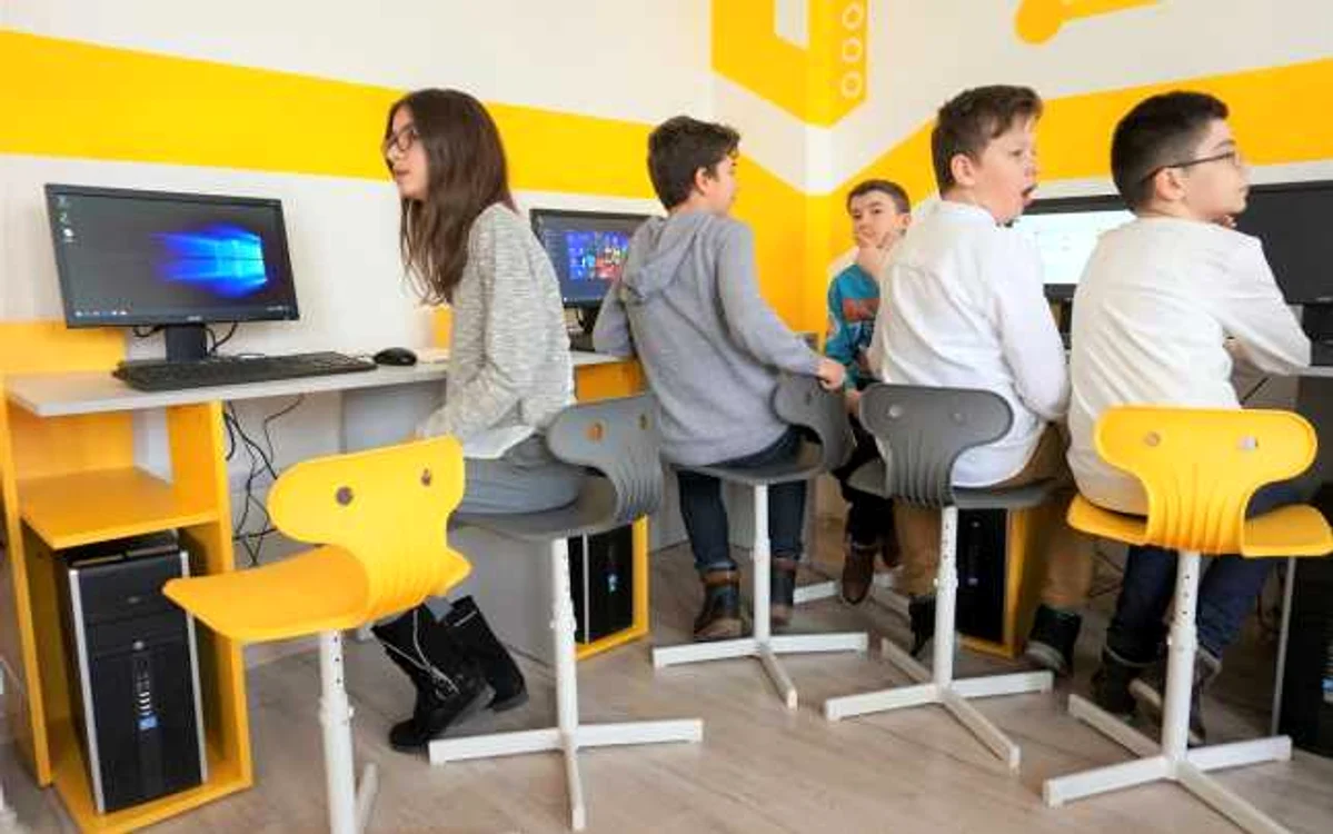 Laboratorul IT al Scolii Ion Basgan