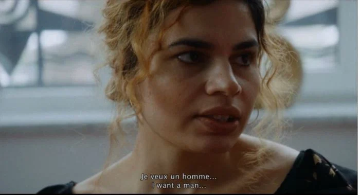 Alina Şerban, în „Seule a mon mariage”, în regia Martei Bergman FOTO: unidivers.fr