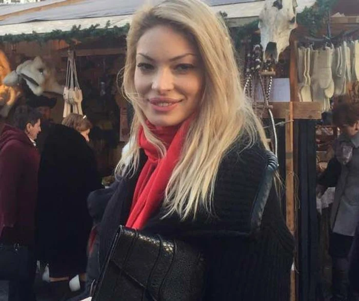 
    Valentina Pelinel, mămică de gemeneFOTO: Arhiva personală  