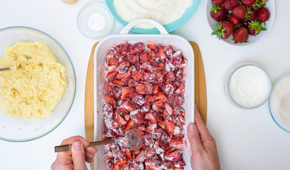 Desertul răcoritor cu căpșune și brânză, ideal pentru zilele de vară. Delicios și plin de vitamine