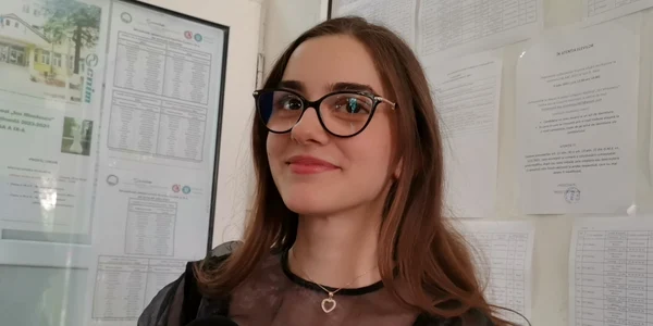 stefania garjoaba absolventa 10 bac 2023 olt   foto alina mitran (2) jpg