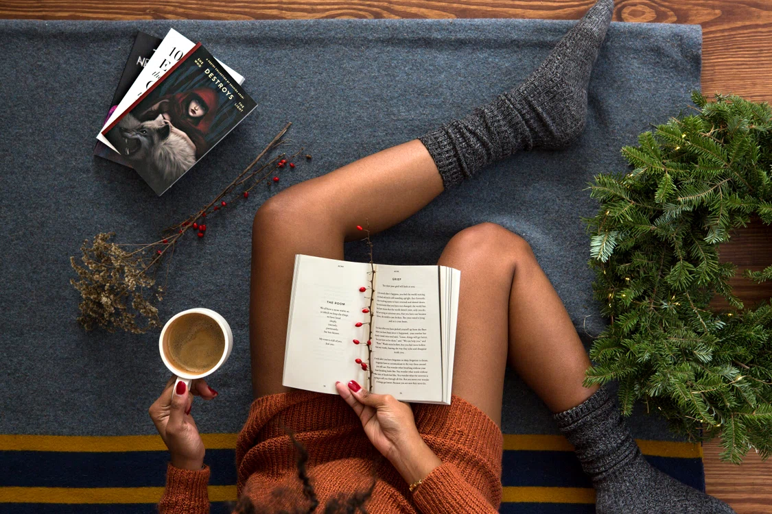 Somnul cu șosete în picioare are un efect benefic. Sursa foto: Thought Catalog/UnSplash