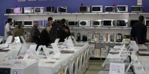 Altex România, vânzări guvernate de criza economică