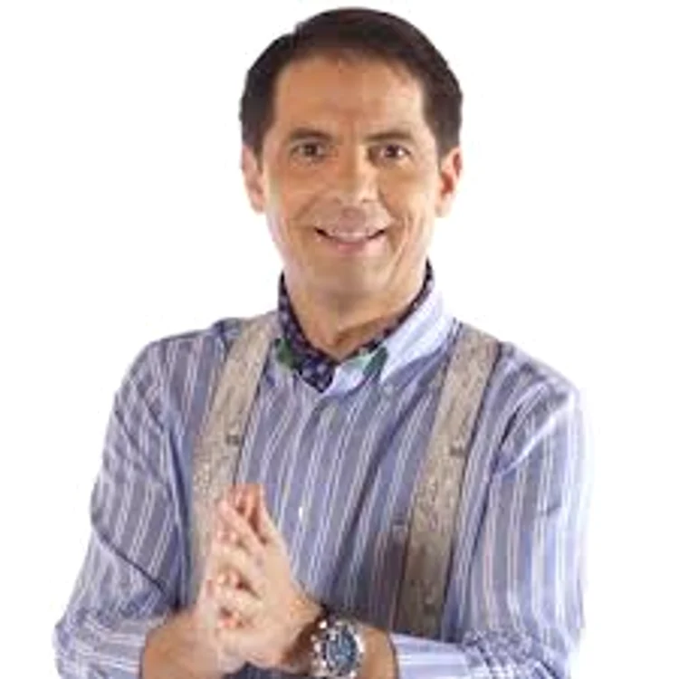 
    Dan Negru  