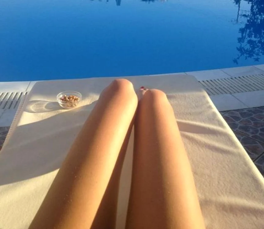 Andreea Spătar se relaxează în Grecia