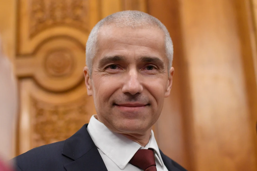 Camera Deputaților dezbate moţiunea simplă pe Justiţie depusă de AUR. Ministrul Radu Marinescu, invitat de USR la „Ora Guvernului”