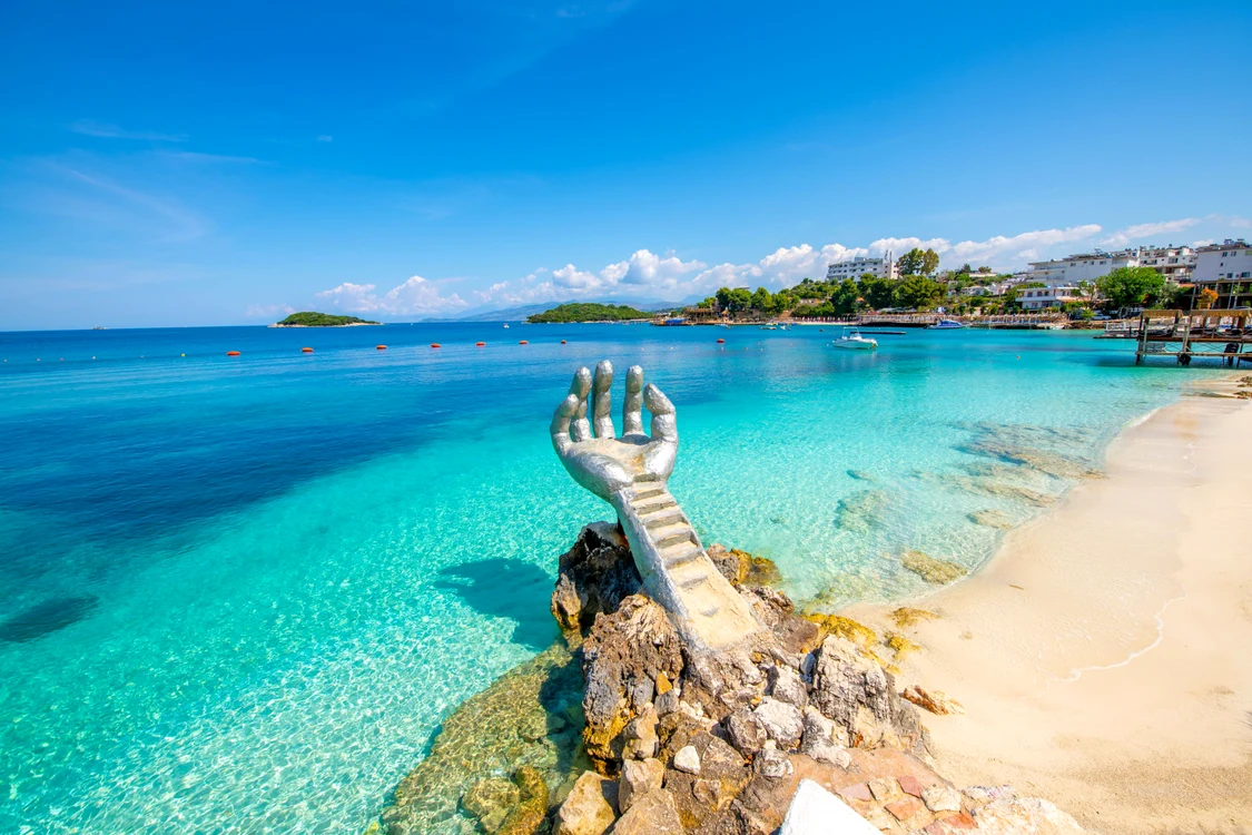 Plaja Ksamil, Albania FOTO Shutterstock