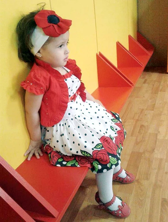 Anastasia, de 4 ani, a ”absolvit” grupa mică la grădi