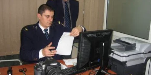 Bistriţa : Liber la paşapoarte biometrice şi la Bistriţa