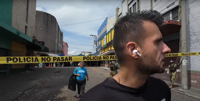 El Salvador este împânzit de poliție. FOTO: captura backpackyourlife