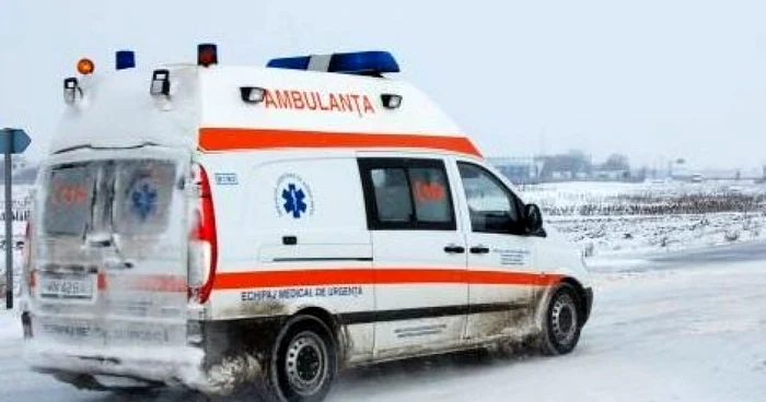 Ambulanţa l-a preluat pe hoţ şi l-a dus la spital