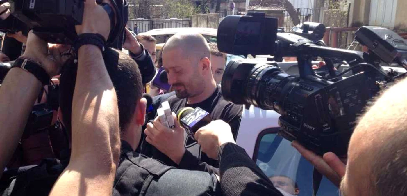 Cheloo a fost ridicat şi dus la audieri la sediul DIICOT Ploieşti Paraziţii FOTO Dana Mihai