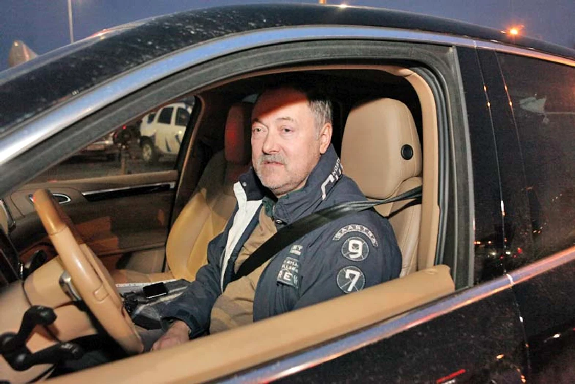 Şofer: "Aştept deschiderea autostrăzii ca să ajung mai repede acasă"  