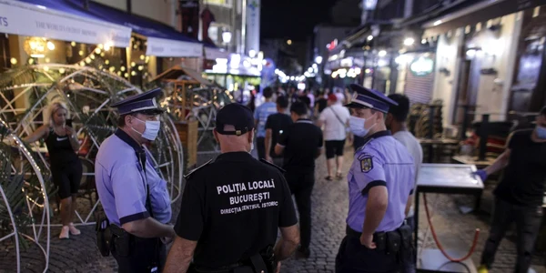 cluburi centrul vechi politie bucuresti politia locala noapte foto inquam photos