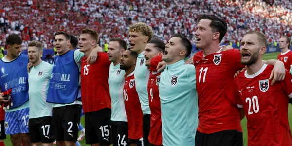 Jucatorii Austriei sarbatoresc victoria in fata Poloniei la EURO 2024 FOTO EPA EFE jpg
