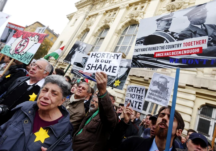 Manifestatii Budapesta la dezvelirea bustului fostului lider fascist, Miklos Horthy FOTO Reuters