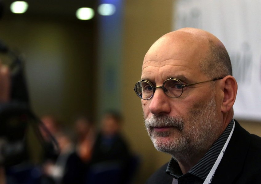  Moscova i-a deschis dosar penal scriitorului Boris Akunin pe motiv că a răspândit informații false despre armata rusă