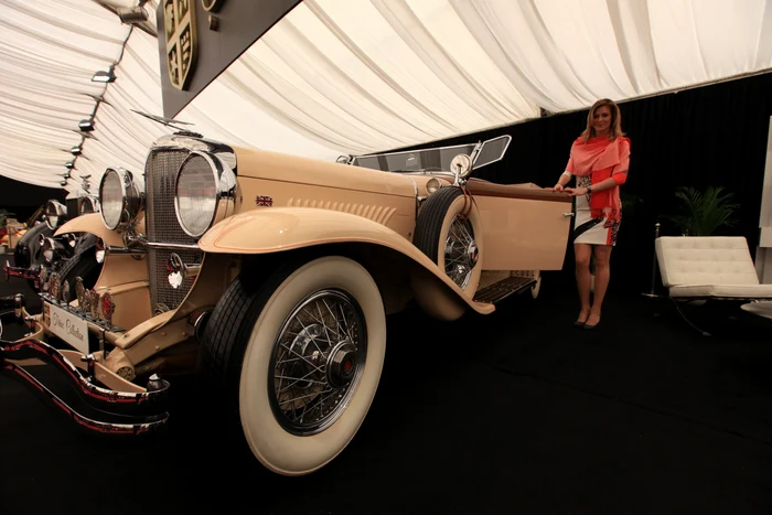 La Salonul Auto Moto, poţi vedea maşina lui Al CaponeFoto: Roberto Sălceanu