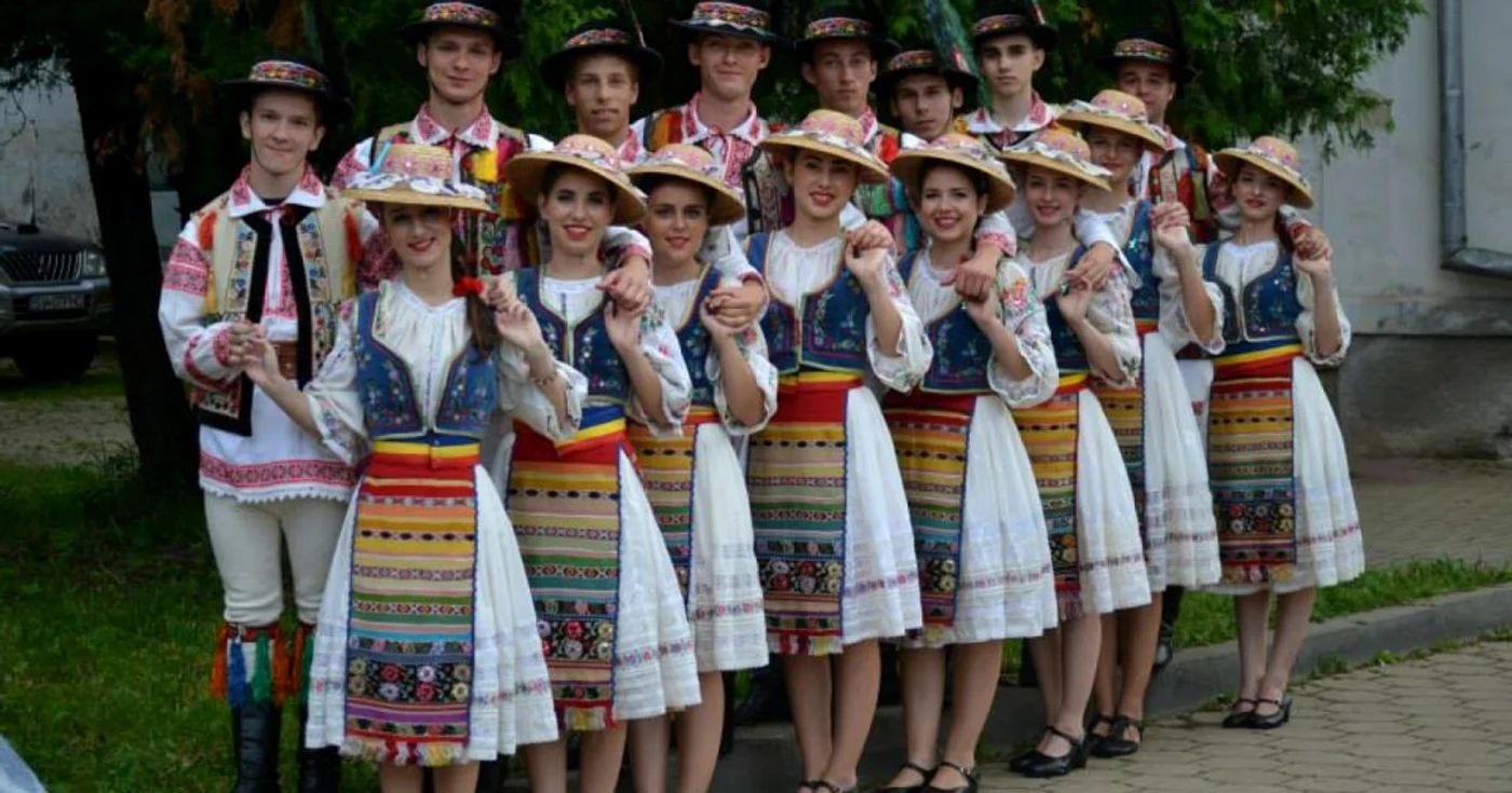 Ansamblul Folcloric Crai Nou din Braşov. FOTOfacebook