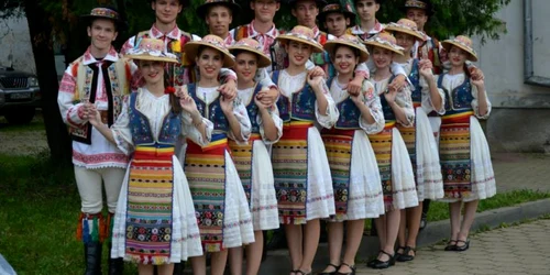 Ansamblul Folcloric Crai Nou din Braşov
