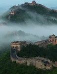 Pietre din Marele Zid Chinezesc, folosite la construirea unor adăposturi pentru porci jpeg