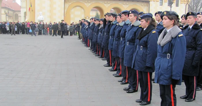 Deschiderea oficială a Serbărilor Unirii a avut loc în Piaţa Tricolorului. 