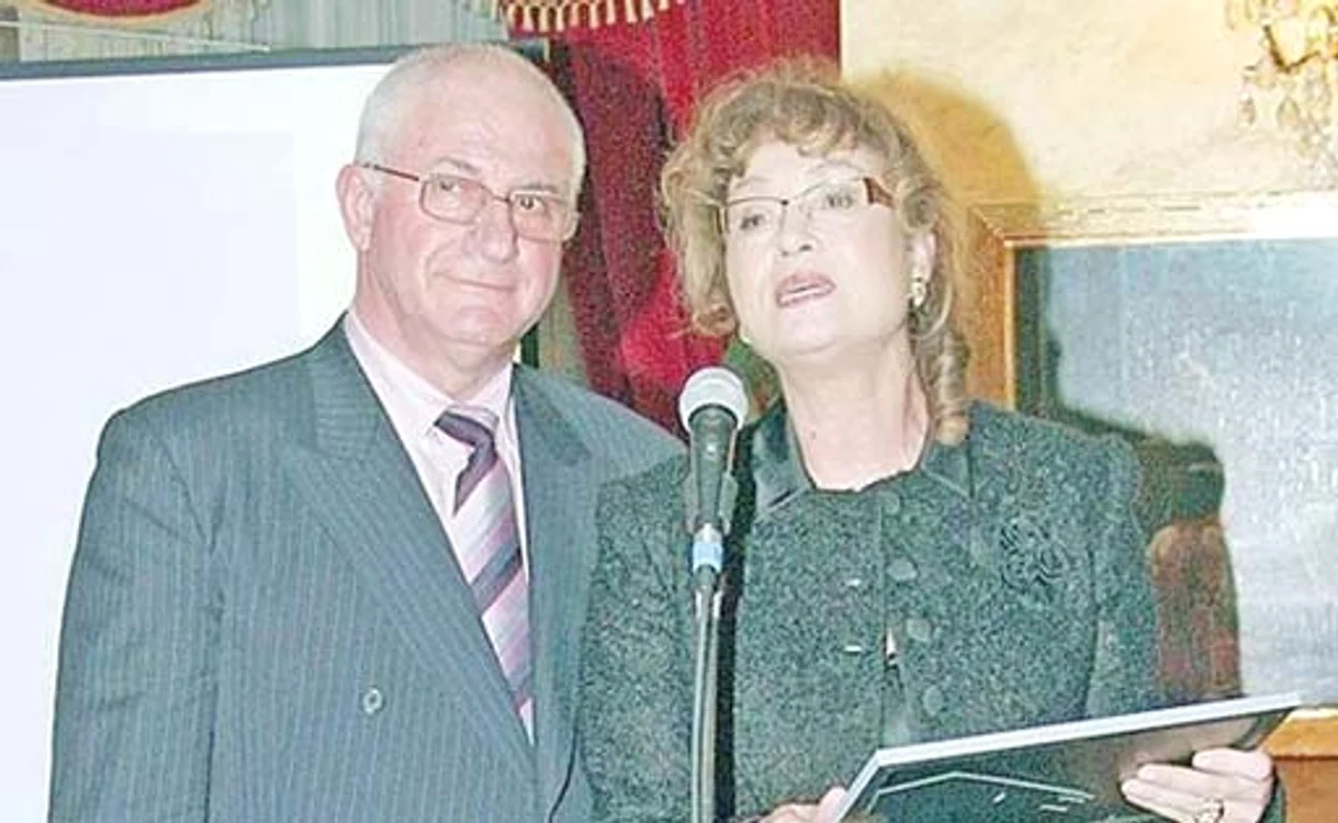 
    Angela Similea  susţine că a avut  o căsnicie fericită,  alături de  Victor Surdu  