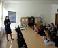 Poliţiştii îi pregătesc pe elevi despre cum să trebuie să se comporte dacă sunt răpiţi