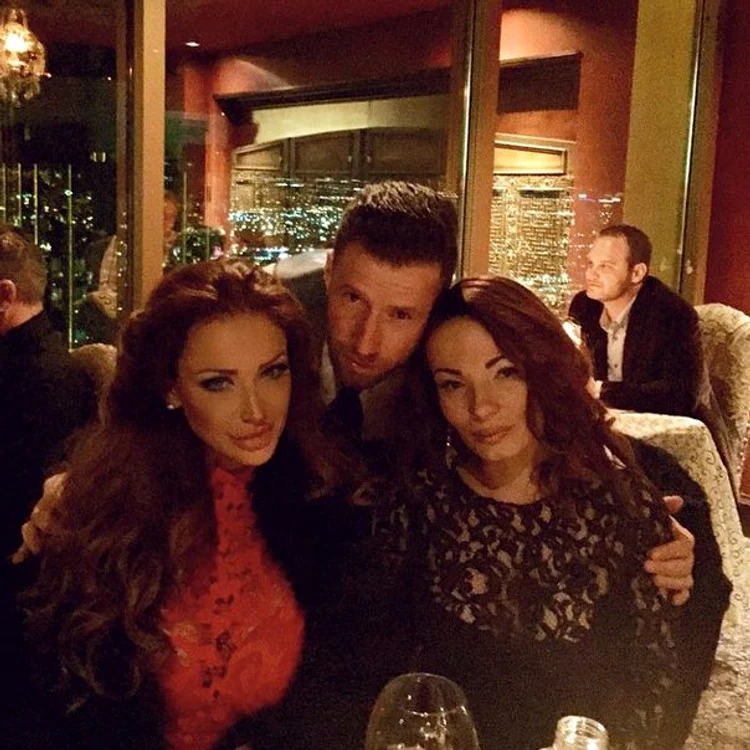 Bianca, alături de Monica și Cristi Glodean