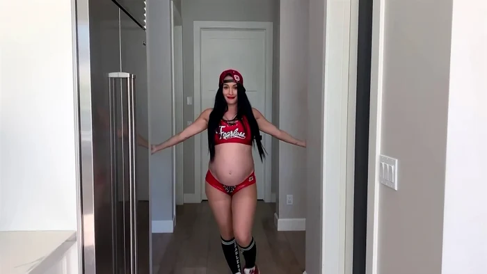 Nikki va naşte în luna august