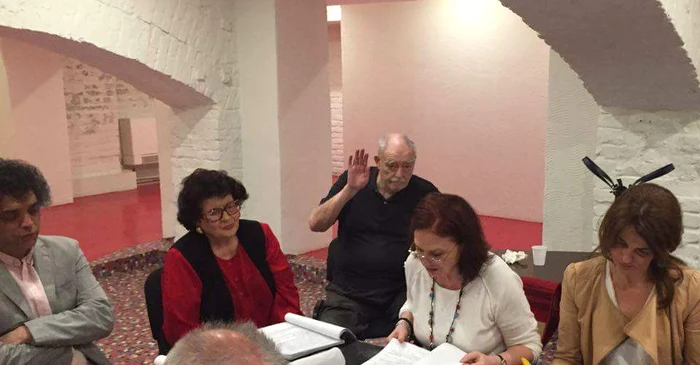 Ultimele zile din viață le-a petrecut în mijlocul colegilor de la teatru