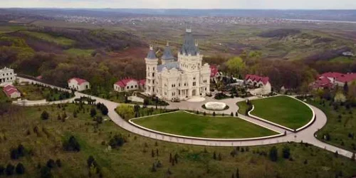 castelul lui anatolie stati captura video curaj.tv