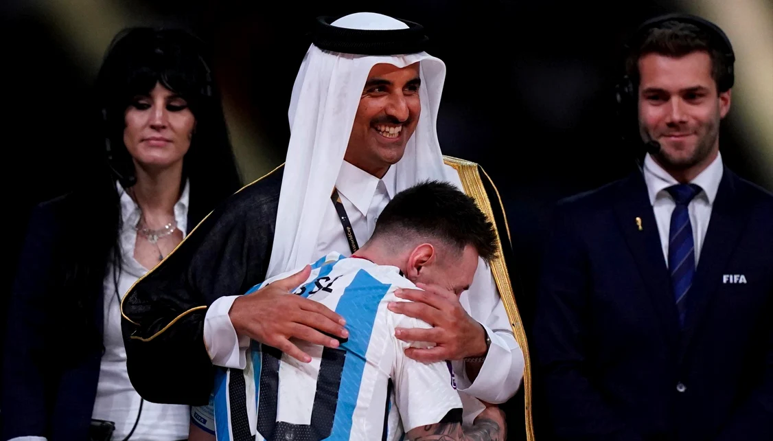 Emirul din Qatar plătește salariul lui Messi și la PSG.