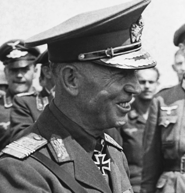 Generalul Antonescu a constituit un nou guvern de militari şi tehnicieni FOTO: Getty