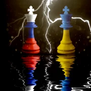 Război în Ucraina piese de șah pe fundal de fulgere foto shutterstock jpg