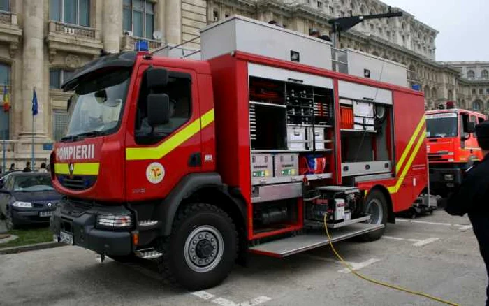 Spital mobil. Va putea fi folosit în caz de calamităţi sau accidente colective