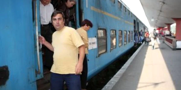 Incredibil: 206 restricţii de viteză pe doar  610 km de cale ferată