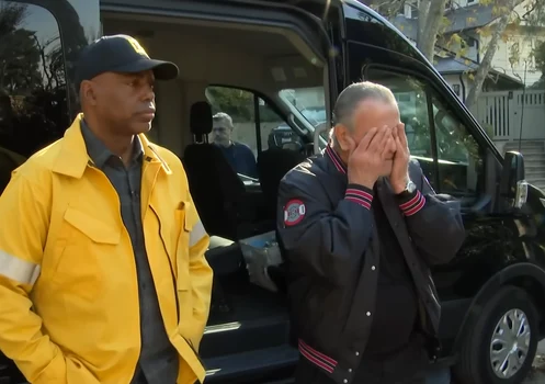 Eric Braeden aka Victor Newman din „Tânăr și neliniștit”, în lacrimi după ce și-a pierdut casa în incendiul californian. FOTO: captură