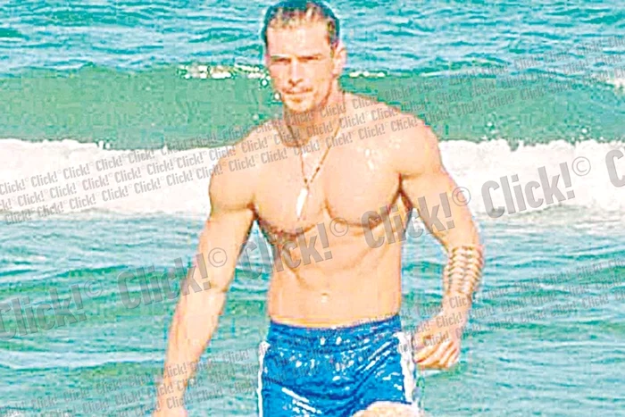 „Burlacul”  a petrecut câteva  ore bune la plajă... (FOTOGRAFII: CLICK!)