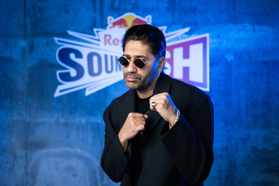 INTERVIU Connect-R, despre Red Bull SoundClash: „Când muzica e prea bună, publicul se comasează“