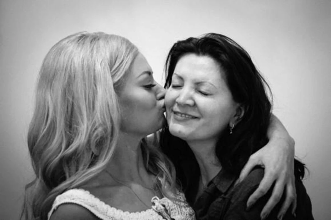 Cele mai sexy mame de vedete. Delia Matache şi Gina Mocanu sunt foarte apropiate