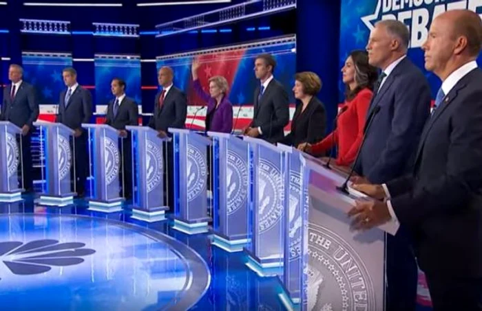 Cei zece candidaţi democraţi implicaţi în prima dezbatere televizată pentru alegerile prezidenţiale din 2020 FOTO Captura YouTube/ NBC News