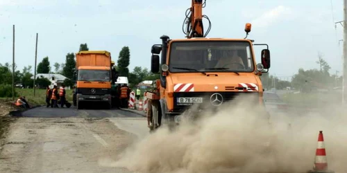 Lucrări pe drumurile judeţene