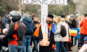 Dumnezeu în piaţă! jpeg