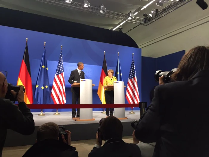 Angela Merkel şi Barack Obama, într-o conferinţă de presă comună înainte de deschiderea târgului de la Hanovra FOTO Twitter/Mike Memoli