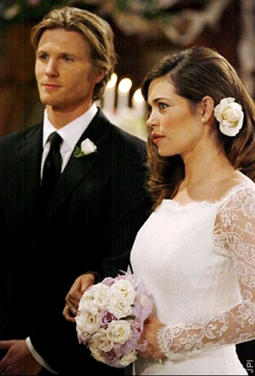 Amelia Heinle şi Thad Luckinbill