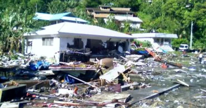 VIDEO Cel puţin 113 de persoane au murit după ce un tsunami a lovit insulele Samoa